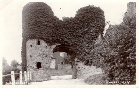 Sussex Photo Co 1 Strand Gate Winchelsea.jpg